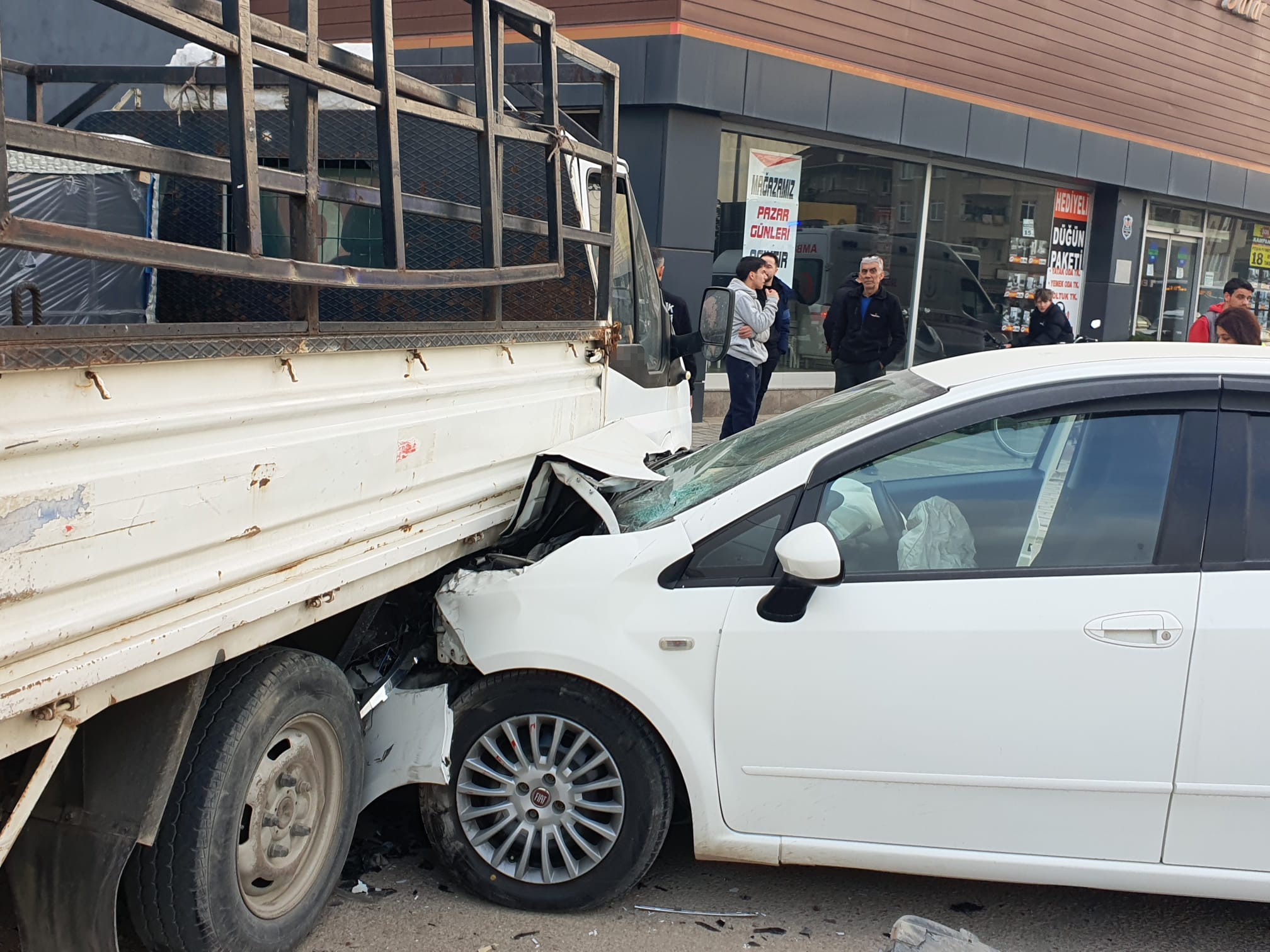 Kaza, saat 19.00 sıralarında Orhaniye Mahallesi Ankara Caddesi Avarlar Kavşağı’nda