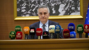 Toplantı, Büyükşehir Belediyesi Ana Hizmet Binası Meclis toplantı salonunda yapıldı.