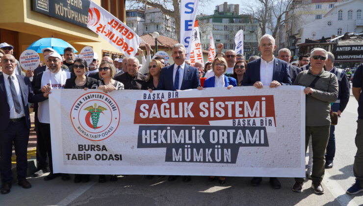 Bursa’da sağlıkçılar 14 Mart Tıp Bayramı’nı kutladı! ‘Başka bir hekimlik ortamı mümkün’