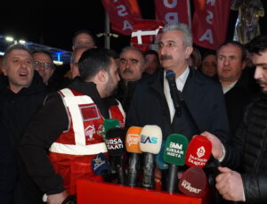 CHP Bursa bir kez daha sokaklarda! ” Ekrem İmamoğlu olacağız meydanlarda”