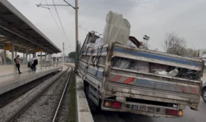Kaza, sabah saatlerinde Gürsu ilçesi, Ankara Yolu Caddesi üzerinde meydana