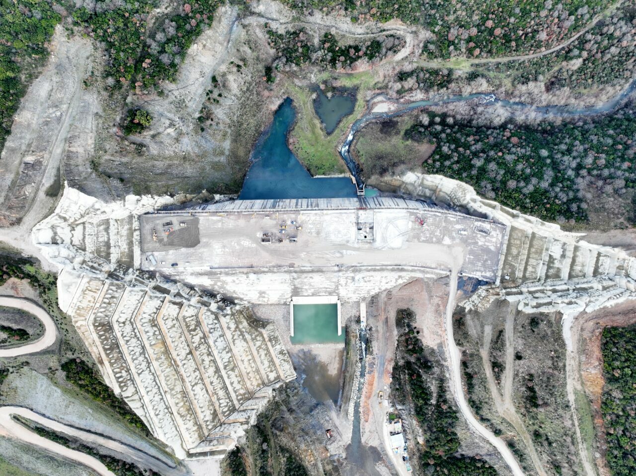 DSİ Genel Müdürlüğünden yapılan açıklamada, tarımda modern sulamayı yaygınlaştırmak, toplulaştırma