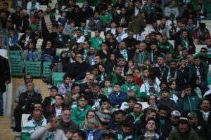 Proje Kurulu Başkanı Enbiya Topal’ın paylaşımı şöyle; Günaydın Bursaspor Ailesi.