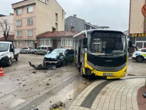 Kaza, saat 09.00 sıralarında Osmaniye Mahallesi Altay Caddesi üzerinde meydana
