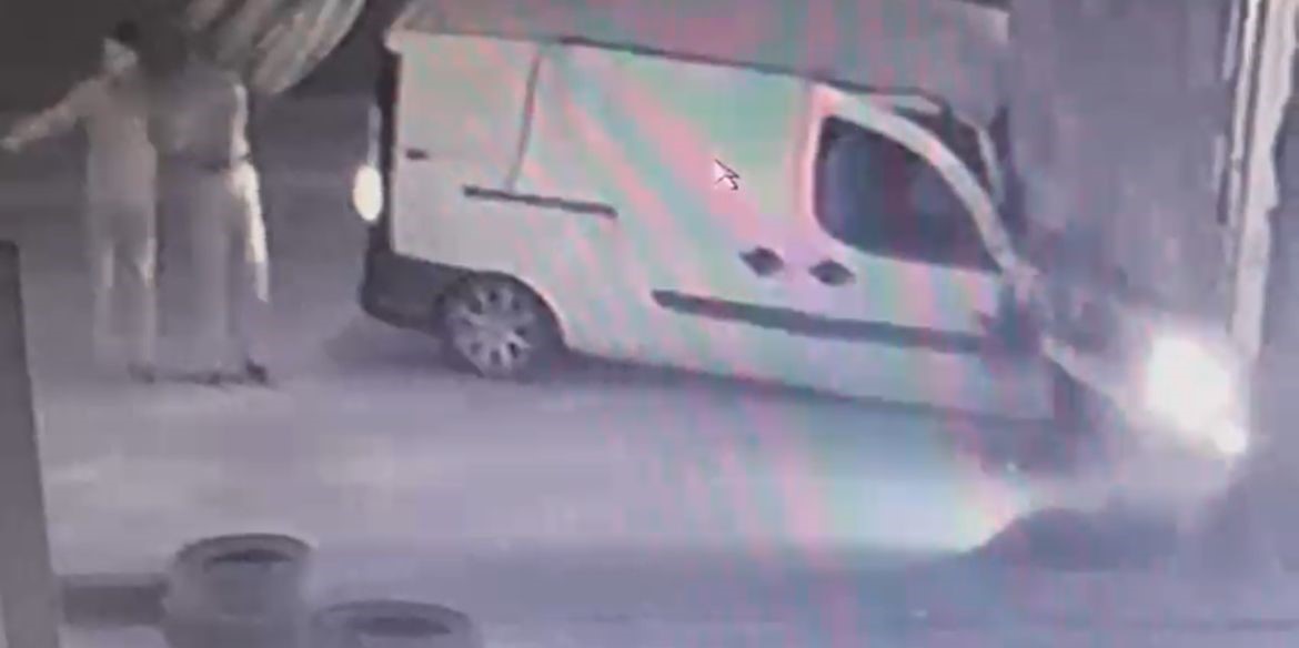 Kaza, saat 05.00 sıralarında Osmangazi ilçesi Mudanya Yolu Caddesi üzerinde