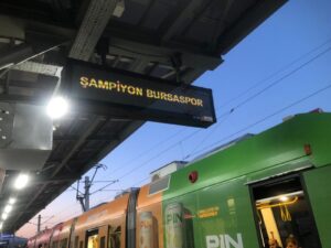 TFF 3. Lig’de bitime 2 hafta kala şampiyonluğunu garantileyen Bursaspor’un