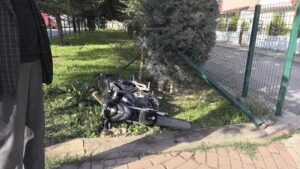Kaza, saat 17.00 sıralarında Kemalpaşa Mahallesi Ilıca Sokak’ta meydana geldi.