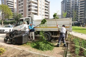 Nilüfer Belediyesi, baharın gelişiyle birlikte ilçedeki park ve yeşil alanlarda