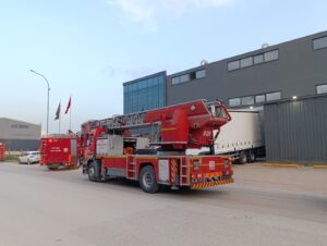 Edinilen bilgiye göre yangın, OSB 1. Cadde üzerinde faaliyette bulunan
