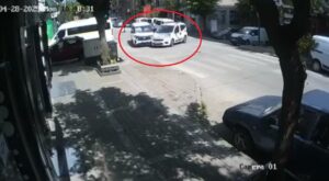 Kaza, merkez Osmangazi ilçesi Ulu Mahallesi Celal Bayar Caddesi üzerinde