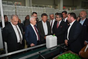 Çiftçiye olan desteklerini artırarak sürdüreceklerini belirten Başkan Mustafa Bozbey, yakın