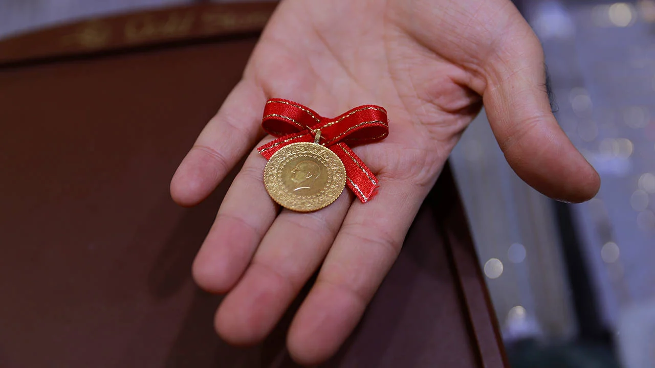 Üst üste rekor kıran altın frene bastı. Ticaret savaşları ve