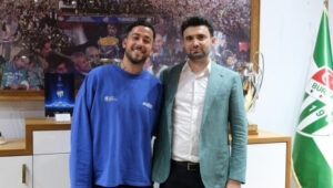 Bursaspor Başkanı Enes Çelik’in sosyal medyadan yaptığı açıklama şöyle: “Değerli