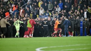 Türkiye Kupası’ndaki derbiyi Galatasaray kazandı. Sarı kırmızılılar, Fenerbahçe’yi Kadıköy’de 2-1