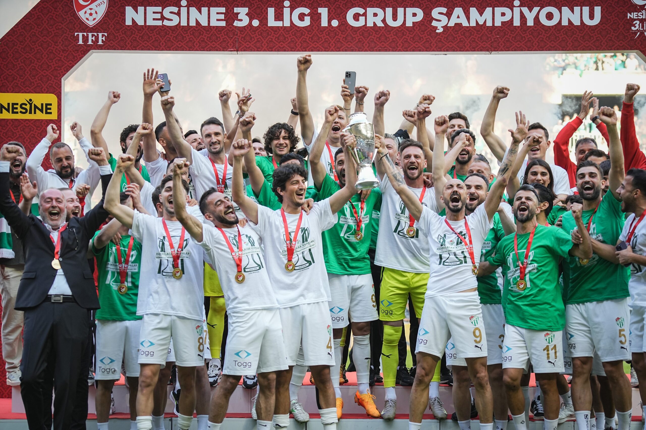 Bursaspor’da sözleşmesi sona erecek isimler arasında takımın tecrübeli oyuncularından Furkan