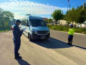 Yapılan uygulamalarda 62 metruk bina, 313 okul çevresi ve 114
