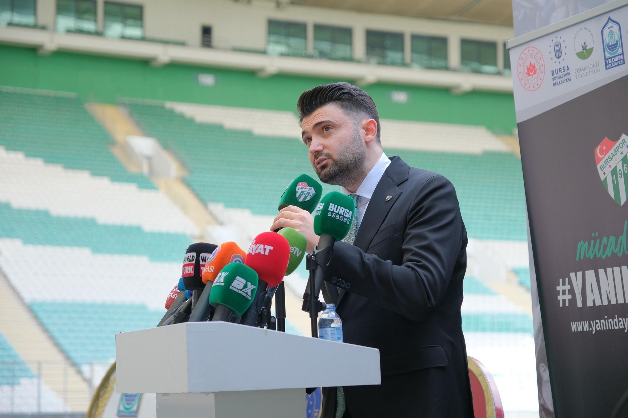 Bursaspor Kulübü Başkanı Enes Çelik, transfer çalışmaları ve yeni sezon