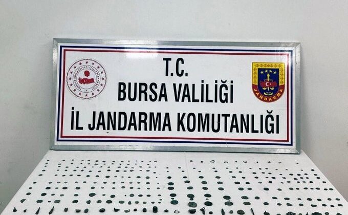 Bursa’da Jandarmadan tarihi eser operasyonu
