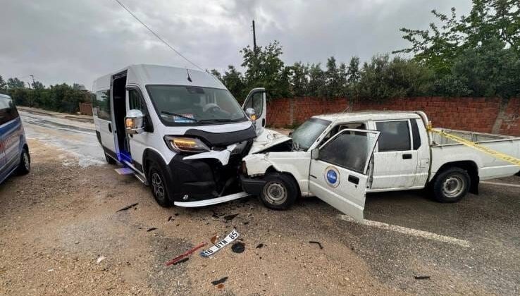 Bursa’da feci kaza: 1 ölü 2 yaralı