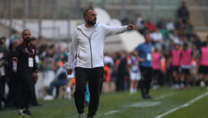 Bursaspor Teknik Direktörü Adem Çağlayan, yapacakları transferlerde baskıyı kaldıracak isimlerle