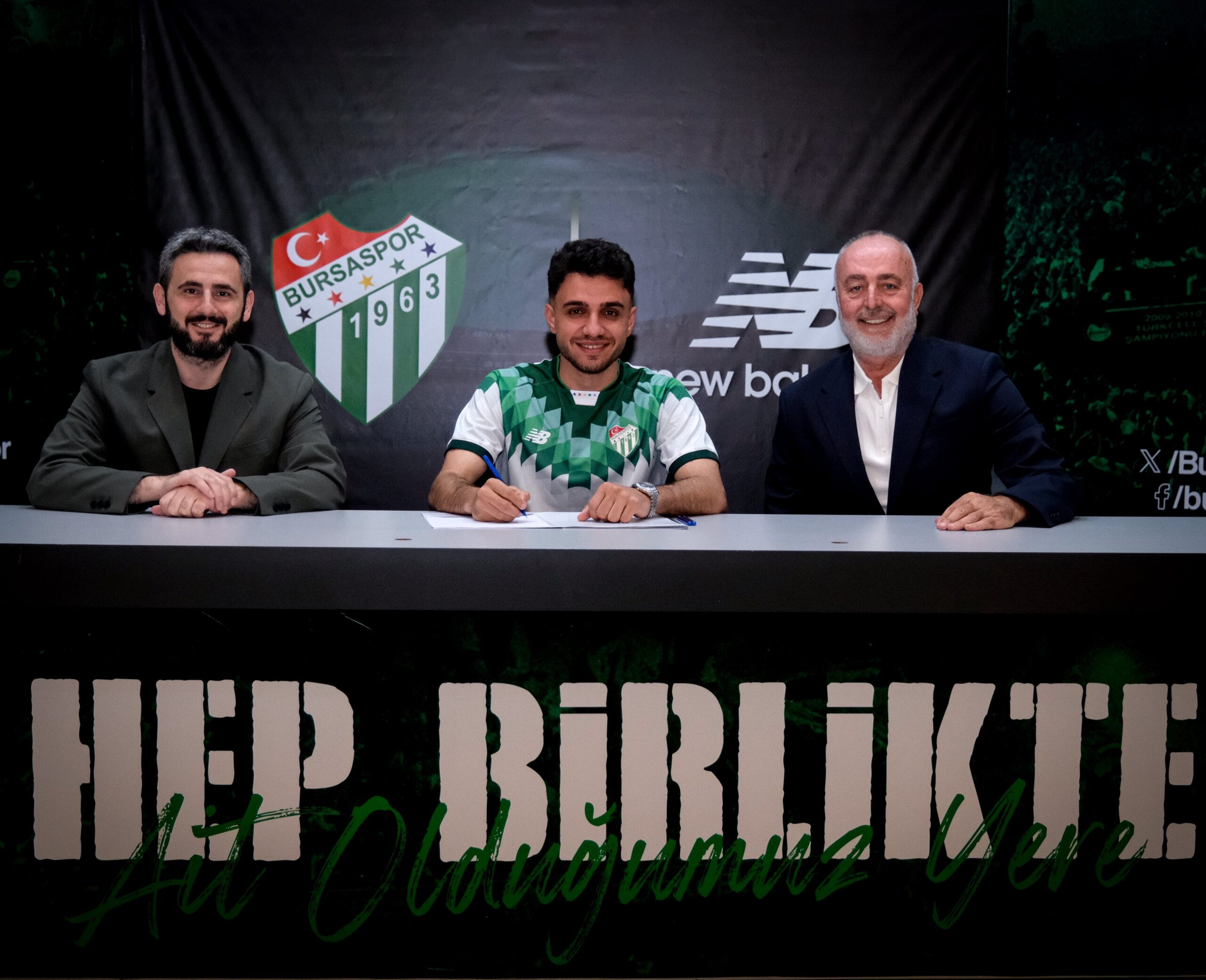 Bursaspor Kulübü’nden yapılan açıklama şu şekilde: “Kulübümüz, profesyonel futbolcu Ertuğrul