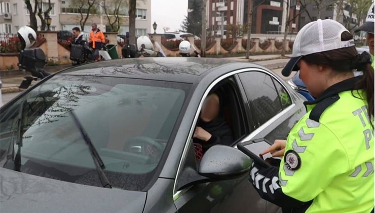 Bursa Emniyet Müdürlüğü’nün iki haftalık ceza bilançosu şöyle: “3 bin