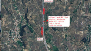 Bursa’da trafik düzenlemesi kapsamında yapılan altyapı çalışmaları nedeniyle sürücülerin dikkatli