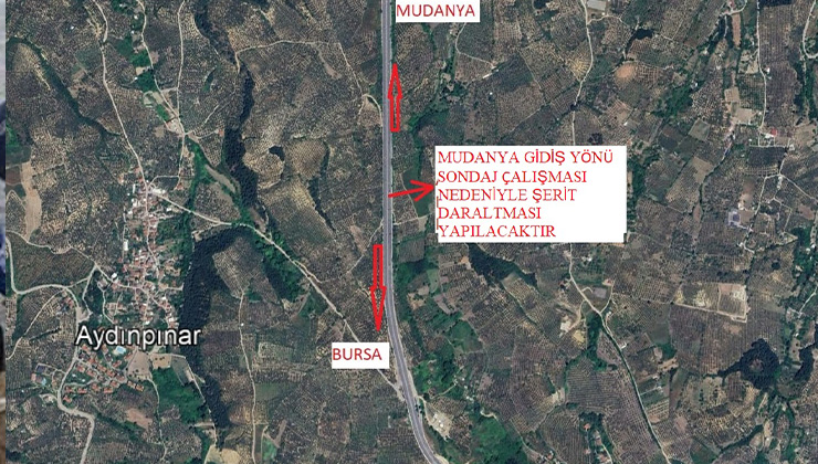 Bursa’da trafik düzenlemesi kapsamında yapılan altyapı çalışmaları nedeniyle sürücülerin dikkatli