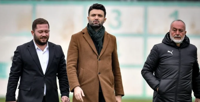 Bursaspor Başkanı Enes Çelik’ten transfer açıklaması!