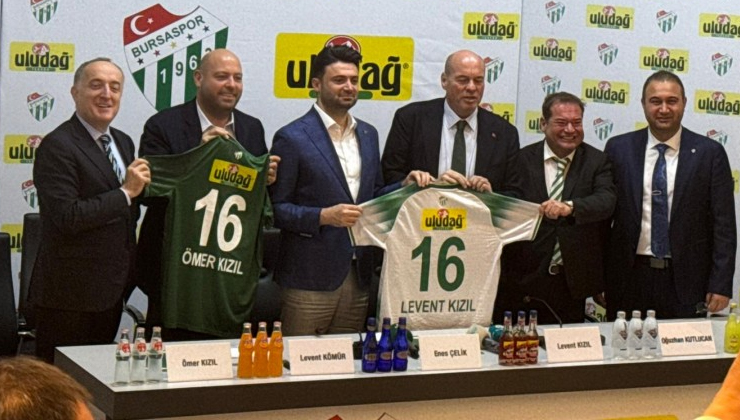Bursaspor, 2025-2026 sezonu çalışmaları kapsamında transferlerini sürdürürken sponsorluk anlaşmalarını da