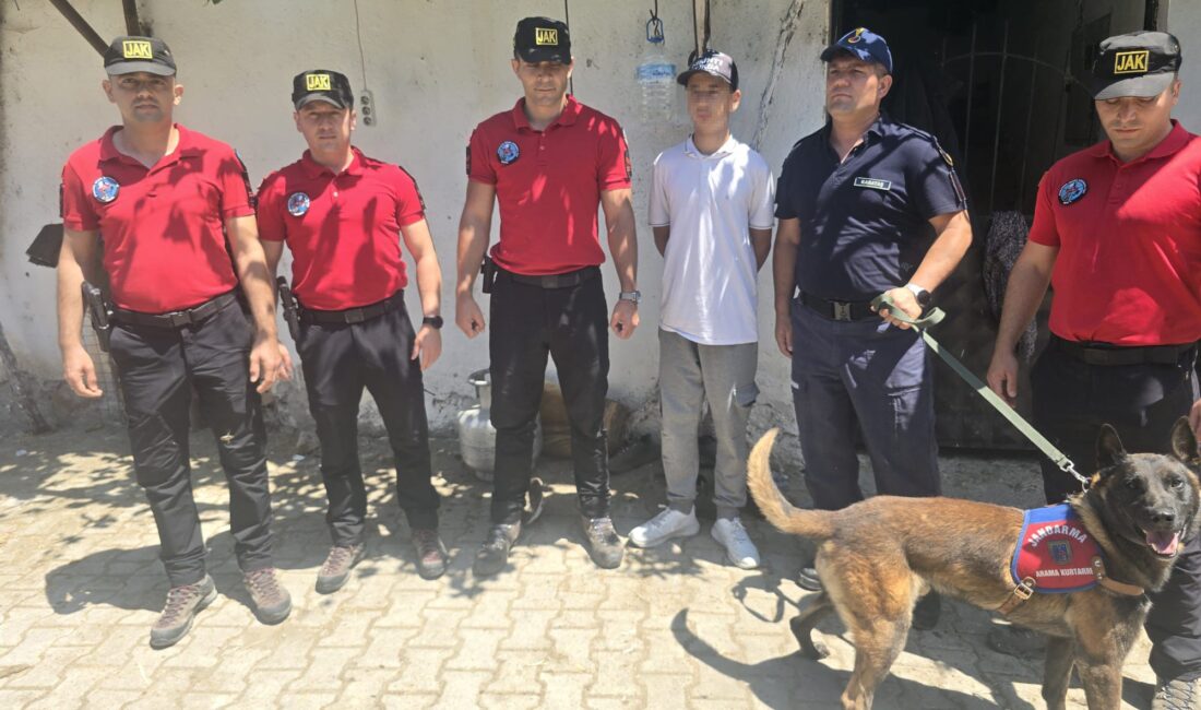 Bursa'nın Orhaneli ilçesinde Kurban Bayramı Arefe günü okula gitmek için