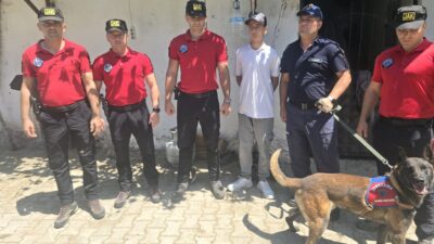 Bursa'nın Orhaneli ilçesinde Kurban Bayramı Arefe günü okula gitmek için