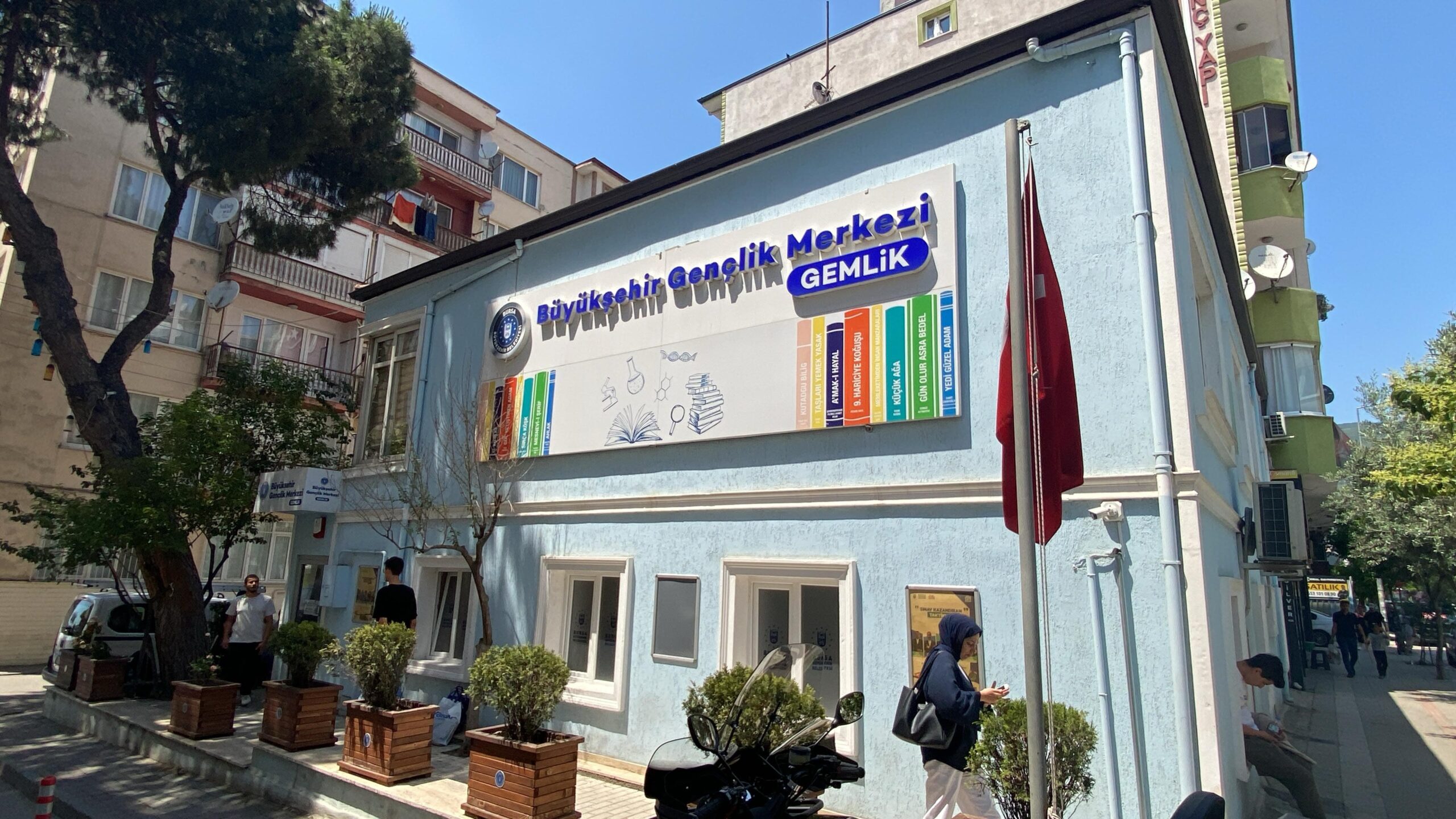Bursa Büyükşehir Belediyesi Gemlik ve Görükle Gençlik Merkezleri sınav dönemi