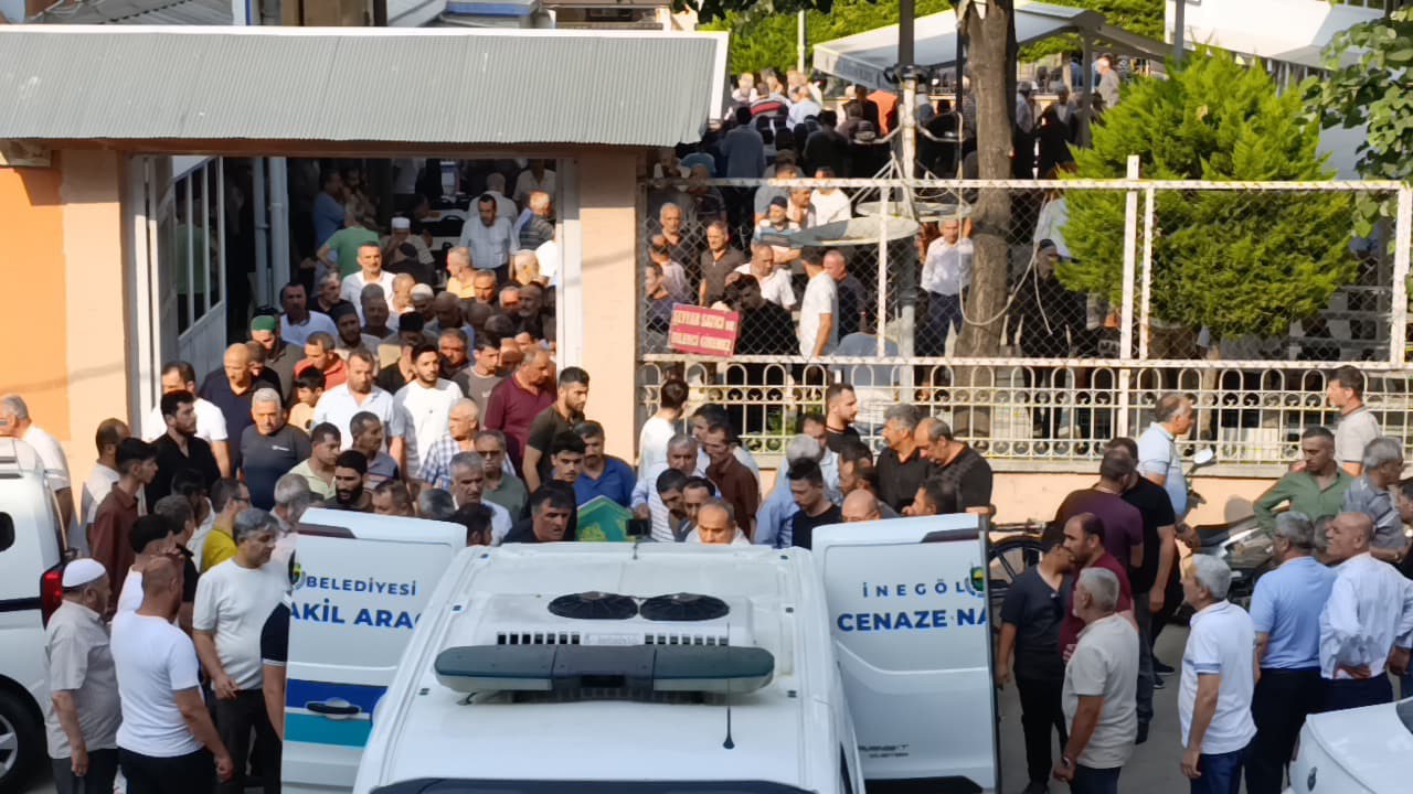Bursa'nın İnegöl ilçesinde eşini öldürüp aynı tabancayla intihar eden özel