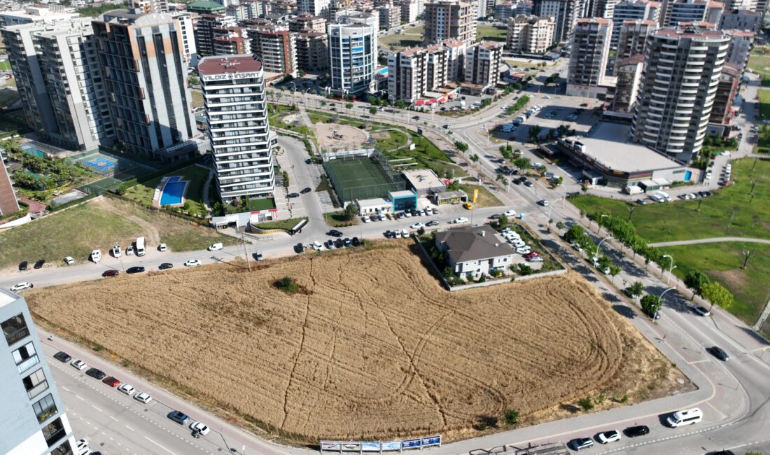 Bursa'nın hızla gelişen ilçesi Nilüfer'de, modern yaşamın ve kentleşmenin simgesi