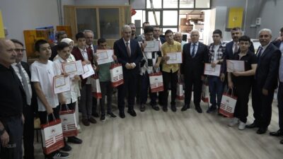 Bursa'da 2 bin 3 okulda eğitim gören 656 bin 200