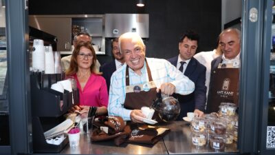 Nilüfer Belediyesi’nin yerel üreticiyi ve kadın kooperatiflerini destekleyerek kaliteli gıdayı