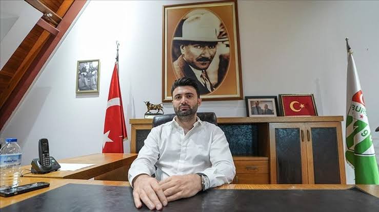 Bursaspor Başkanı Enes Çelik, mali şeffaflık ve sportif başarı vurgusu