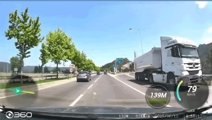 Bursa'da bir TIR sürücüsü yol karışıklığı sonucu otobanda ters yöne