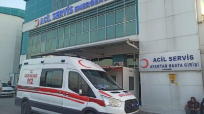 Bursa'nın Yenişehir ilçesinde 23 tarım işçisi, yedikleri yemekten zehirlenme şüphesiyle