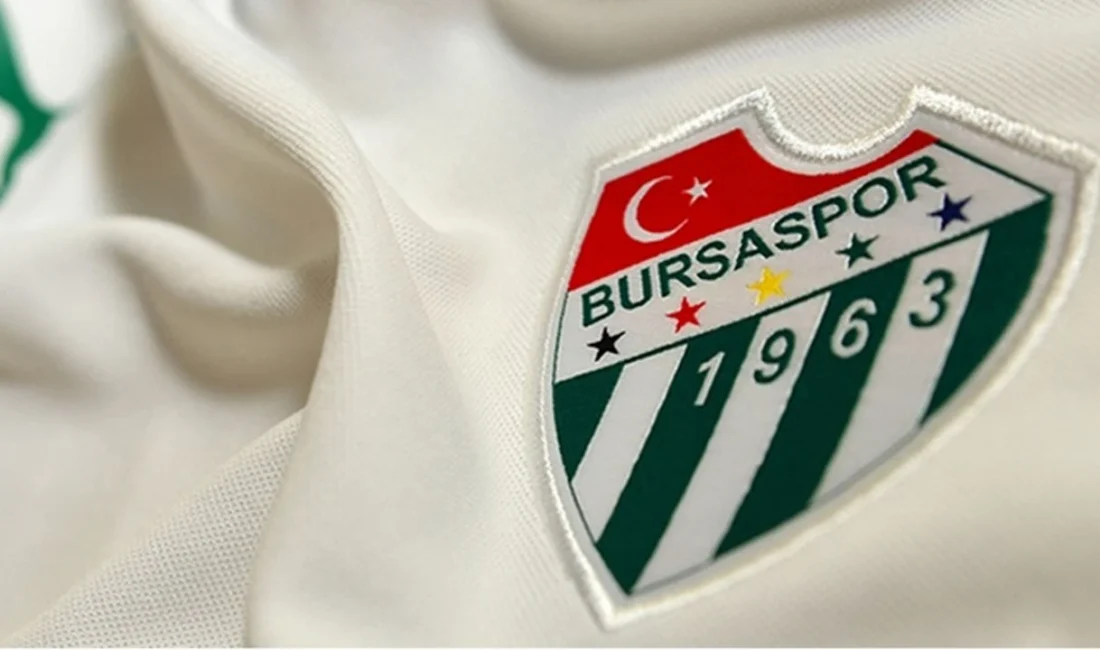 Bursaspor’un gündemine aldığı kanat oyuncusu Halil Akbunar 30 milyon TL