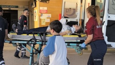 Bursa'nın İnegöl ilçesinde otomobilin çarptığı kadın ve 3 yaşındaki oğlu