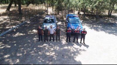 Bursa'nın Gemlik ilçesinde jandarma ekipleri ormanlık alanları ve mesire yerlerini