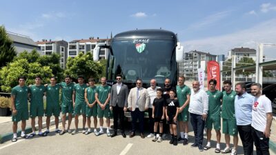 Bursaspor’umuzun ulaşım alanındaki yeni sponsoru Kale Seyahat oldu. Otobüs sponsorluğu