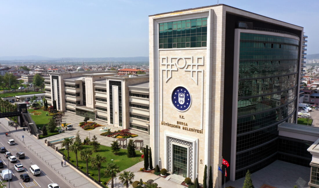 Bursa Büyükşehir Belediyesi, yangınlardan dolayı belediye isimleri kullanılarak IBAN istenen