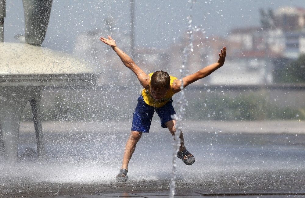 Bursa’da yarından itibaren hava sıcaklığı 6 ila 8 derece artacak.
