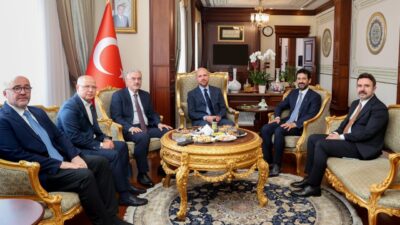 İlim Yayma Vakfı Mütevelli Heyet Başkanı Necmeddin Bilal Erdoğan ile