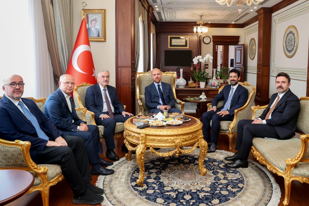 İlim Yayma Vakfı Mütevelli Heyet Başkanı Necmeddin Bilal Erdoğan ile