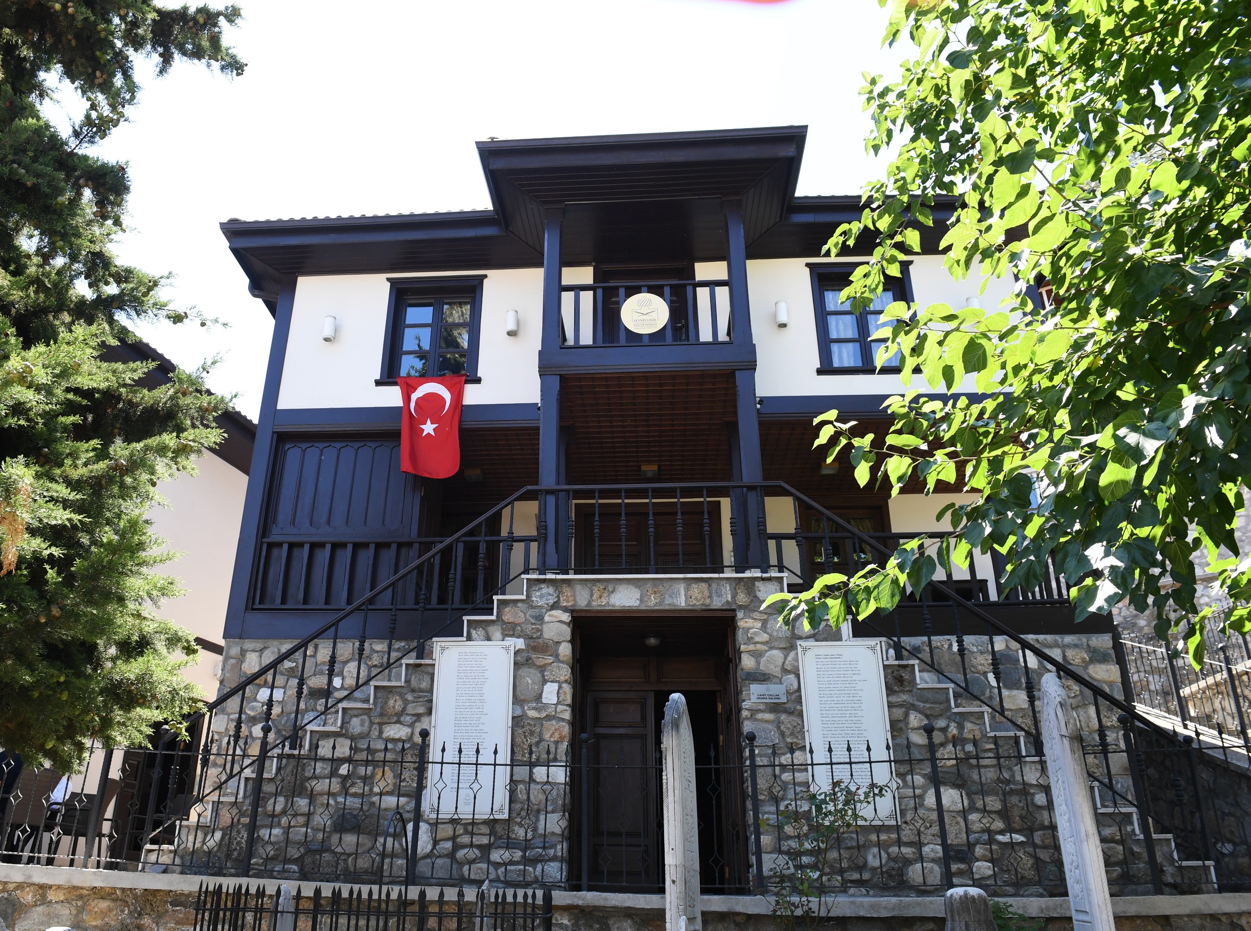 Osmangazi Belediyesi, 30 Ağustos Zafer Bayramı’nda açacağı Zamansız Kitaplar Müzesi