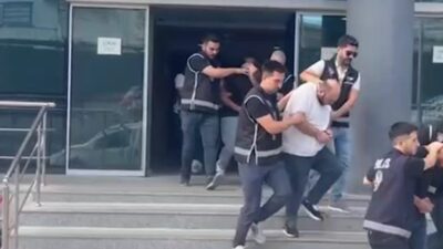 Bursa il girişinde durdurulan bir araçta 2 adet el bombası